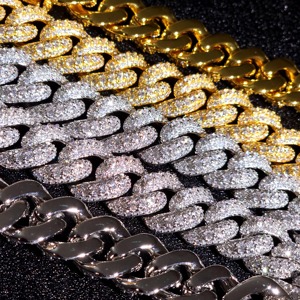 สร้อยคอแบบ Cuban Link ขนาด 18 มม. ประดับเพชร Moissanite สีเงิน สำหรับผู้ชาย สไตล์ฮิปฮอป แร็ปเปอร์ - Product Image 4