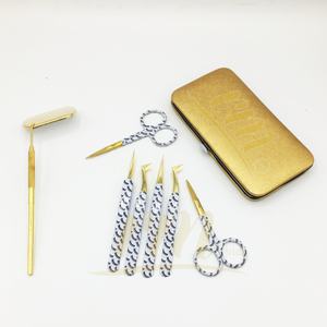 Pinzas para Extensión de Pestañas RMI New Lash Design de Acero Inoxidable con Punta Dorada, Recubrimiento de Papel, Logotipo Hecho a Mano, Duraderas y Antimagnéticas - Product Image 4