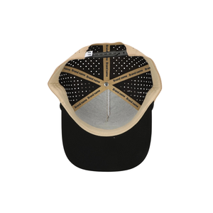 Casquette de golf OEM respirante, à séchage rapide et imperméable avec logo personnalisé, étiquette tissée, bande de couture interne, cordon et trous découpés au laser pour unisexe - Product Image 5