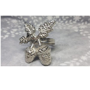 Rond de Serviette en Argent Antique Design Floral de Luxe Porte-Serviette de Mariage avec Perle de Cristal en Bois d'Aluminium Stocké en Métal - Product Image 2