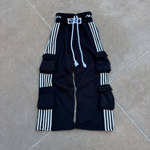 Ensemble de survêtements décontractés personnalisés 2026 en molleton 100 % polyester avec pantalon à double ceinture et sweat à capuche, à rayures, unisexe, pour l'hiver - Product Image 6