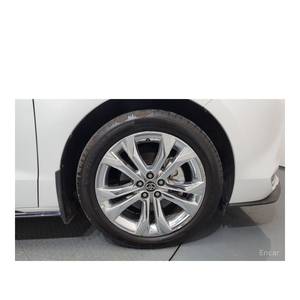 Toyota Sienna 2.5 Híbrida 2WD 2023, 22,926 km, Asientos de Cuero, Cámara Trasera, Volante a la Izquierda - Product Image 5