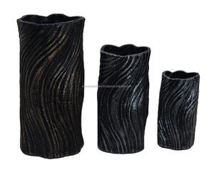 Azora Industries Vases à fleurs décoratifs en aluminium haut de gamme avec touche en bronze noir Décoration de la maison élégante en céramique de qualité supérieure - Product Image 1