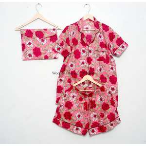 Conjunto de pijama de algodón 100% hecho a mano en India, transpirable, estampado a mano, estilo vintage, ropa de dormir corta para mujer. - Product Image 5
