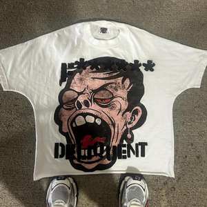 Camiseta de Punto 100% Algodón con Cristales de Imitación y Estampado Gráfico 3D, Transpirable y Ecológica - Product Image 5