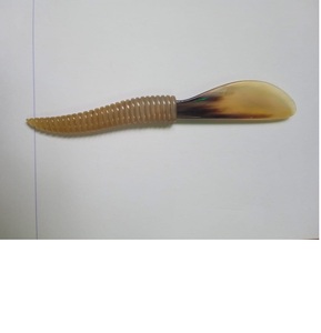 Cuchara de Sopa Desechable de Lujo Hecha a Mano con Cuerno Natural, Color Plata/Oro, Tamaño Grande, 1 Pieza - Product Image 3