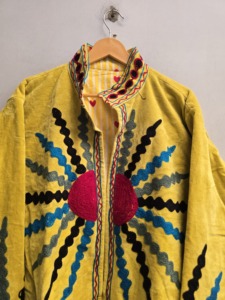 NR TEXTILE Hand Embroidered <b>Quilted</b> Suzani <b>Jacket</b> 100% Cotton Knitted Fabric Floral <b>Pattern</b> Women's Winter/Autumn/Spring Coat - Product Image 4