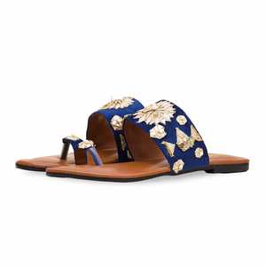 รองเท้าส้นเตี้ยลำลองสำหรับผู้หญิง สีกรมท่า ไซส์ 36 รุ่น CL1518 ชัปพาล - Product Image 3