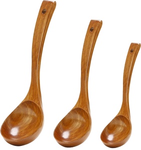 Ensemble cuillère et fourchette à salade classiques en bois avec finition miroir, manche long – Durables et fabriqués à la main pour la décoration de la cuisine et la préparation culinaire - Product Image 1