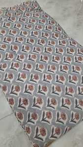 Tissu en coton de qualité supérieure qui apporte confort, style et qualité à tous vos projets de couture et d'artisanat Achetez directement auprès du fournisseur - Product Image 4