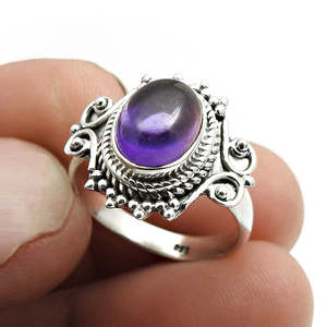 Anillo de Plata de Ley 925 de Diseño, Anillo Hecho a Mano con Gema de Amatista de Corte Ovalado, Anillo de Estilo Boho con Bonito Diseño a Precio de Mayoreo - Product Image 3