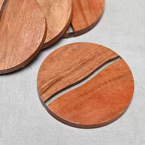 Juego de Posavasos Cuadrados de Resina y Madera Hechos a Mano, Rústicos y Modernos, de 35 mm de Diámetro, para Uso en Comedores y Bares - Product Image 6