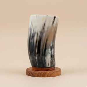 Verre à boire en corne de buffle de qualité supérieure, style Viking, avec bordure en laiton, à prix réduit - Product Image 1