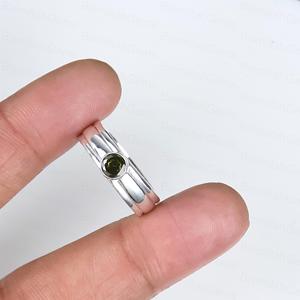 925 Sterling <b>Silver</b> Green Moldavite Round Faceted Olivine Gemstone <b>Spinner</b> <b>Ring</b> Vintage Band Handmade Fashion Jewelry for Women - Product Image 2