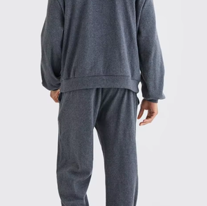 ชุดเสื้อฮู้ดดี้และกางเกงวอร์มสีพื้นสำหรับผู้ชาย – ชุดลำลองทรงหลวมใส่สบายสำหรับสวมใส่ทุกวัน - Product Image 3