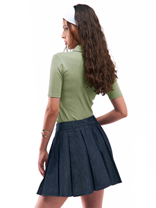 Polo de Mujer Ajustado 100% Algodón, Camiseta Corta al por Mayor, Estilo Minimalista y Limpio, Estética Juvenil, Top Casual de Verano a la Moda - Product Image 3