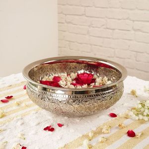 Metal Urli Bowl with Wide Rim for Floating Flowers and Tea <b>Lights</b> in Living Rooms and Entryways - Product Image 4