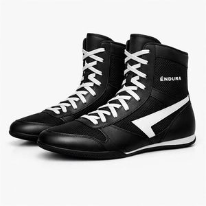 Gants de boxe sur mesure Zigzag (cuir PU) pour la boxe et autres équipements de combat - Product Image 4