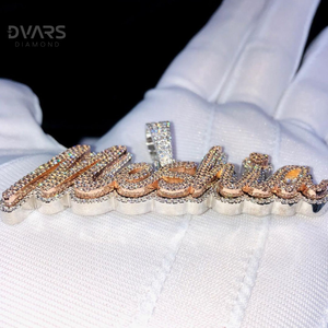 Pendentif personnalisé en moissanite VVS avec lettre cursive, en argent sterling 925, initiale, bijou de luxe certifié GCI IDGL, serti griffe - Product Image 4