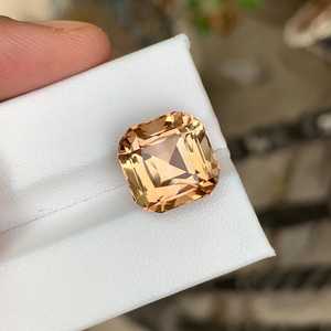 Topaze impériale naturelle, pierre précieuse facettée de qualité supérieure, pour la fabrication de bijoux - Product Image 1