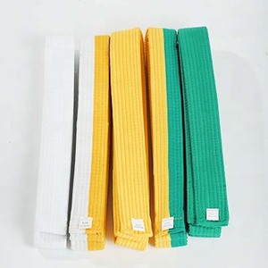 Cinturón de Taekwondo y Karate con Logotipo Personalizado Bordado, Cinturón de Artes Marciales Duradero, Ligero y Elástico, Hecho de Mezcla de Algodón y Spandex - Product Image 2