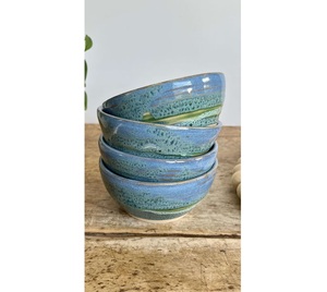 Bol à collation en céramique raffinée, glaçure bleu-vert sereine, design compact et profond, résistant à la chaleur, finition longue durée, parfait pour la décoration de table - Product Image 3