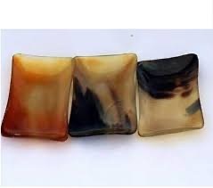 ถาดเสิร์ฟทรงสี่เหลี่ยมผืนผ้า ทำจากเขาควายธรรมชาติ ยี่ห้ออิลาฮี เป็นมิตรต่อสิ่งแวดล้อม ขัดเงาอย่างดี แกะสลักอย่างประณีต ดีไซน์ทันสมัย ใช้ในห้องน้ำได้ - Product Image 3