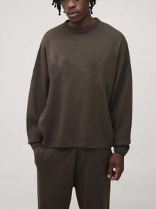 Fabricante y Proveedor OEM de Conjuntos Deportivos de Algodón para Hombre, Tela de Algodón Cepillado, Marca Privada, Fabricación al por Mayor - Product Image 4