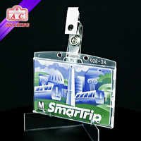 Porta Tarjetas de Identificación de Plástico Individual AC907, Diseño Horizontal, Acabado Mate, para Empresas