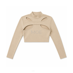 Blusa Corta de Manga Larga con Cuello Alto y Recortes en Color Beige para Mujer, con Logotipo Personalizado en Pedrería, 100% Algodón, Estilo Casual - Product Image 3