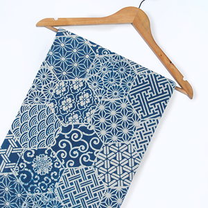 Tela de algodón orgánico 120gsm Indigo Impreso Hermoso diseño de retazos Ligero para cortinas Camisas Fundas para niñas - Product Image 2