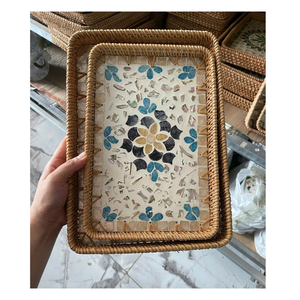 Elegante Cesta de Servir de Ratán de Grado Comercial, Ecológica, con Acabado de Mosaico y Diseño de Madreperla - Product Image 1