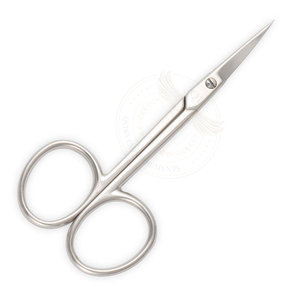 Ciseaux à cuticules de qualité supérieure QORVEX INSTRUMENTS en acier inoxydable luxueux pour les soins personnels - Product Image 4