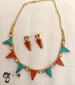 Magnifique ensemble de collier et boucles d'oreilles en moissanite de qualité supérieure, finition dorée, collection pour mariage - Product Image 2