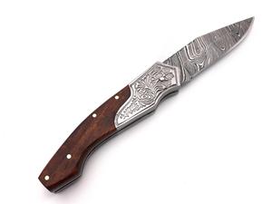 Cuchillo Plegable de Acero de Damasco Nordic Forge EDC con Mango de Madera de Palisandro y Funda de Cuero, Cuchillos de Bolsillo con Bolster Grabado a Mano - Product Image 5