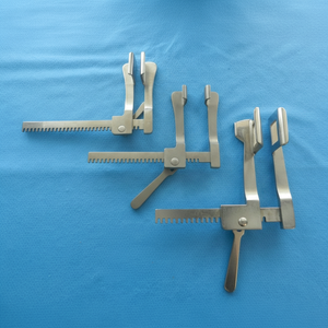 Separadores Toracoscópicos Esternales Quirúrgicos Pilling, Lote de 3 - Product Image 1