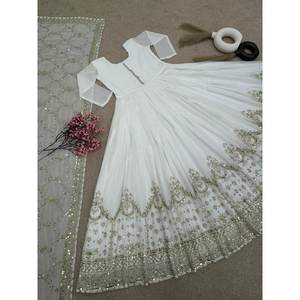 Abito Lungo in Georgette con Ricami e Paillettes, con Dupatta, Bianco - Product Image 3