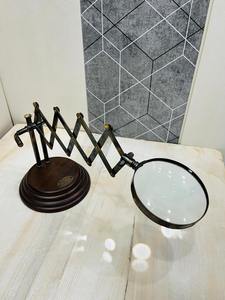 Loupe à bras articulé vintage extensible avec base en bois |   Loupe de bureau antique - Product Image 5