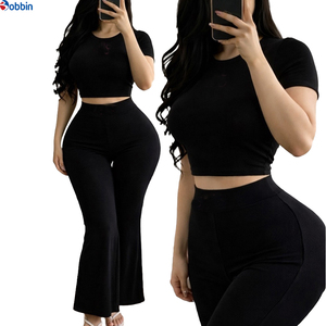 Conjunto Deportivo Casual para Mujer con Logotipo Personalizado, Top Corto y Pantalones Anchos de Cintura Alta con Corte Ajustado - Product Image 5