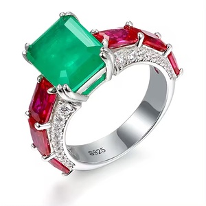 Anillo de lujo de 925 Plata simulada rubí Esmeralda para mujer anillo de lujo personalizado - Product Image 1