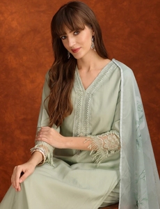 KV Women's <b>Silk</b> Reversible Wrinkle-Free Quick Dry Autumn <b>Kurta</b> Pant Dupatta Set - Product Image 4