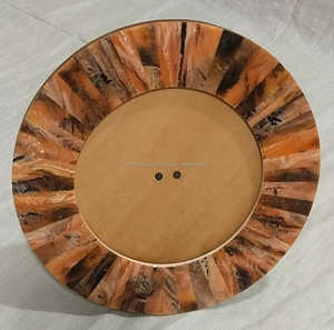 Meilleures ventes Miroir rond en résine et bois fait main de haute qualité Ensemble de 2 pièces Design pour la décoration de la maison ou de l'hôtel En provenance d'Inde - Product Image 4