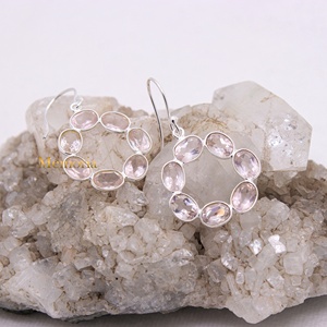 Pendientes de Plata de Ley 925 al por Mayor con Cuarzo Rosa Natural Facetado Ovalado y Diseño Circular, Joyas Memoria - Product Image 4