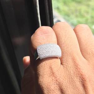 Anillo de banda pavé para hombre con diamante redondo de moissanita, plata 925 original, estilo hip hop, para fiesta, regalo para amigos - Product Image 3