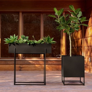Maceta Metálica Premium Hecha a Mano – Elegante Maceta Dorada para Interiores, Decoración del Hogar y Oficina - Product Image 6