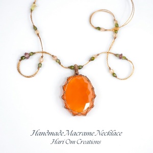 Collar Colgante de Macramé Hecho a Mano con Cornalina Naranja, Piedra Naranja Brillante Facetada, Joyería Boho Curativa - Product Image 4