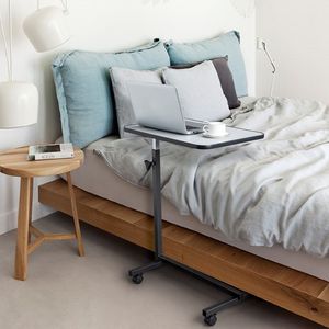 Comodino Multifunzionale Grigio Argento Regolabile in MDF/Ferro/4 Ruote con Freno per Camera da Letto, Ufficio e Uso Ospedaliero - Product Image 1