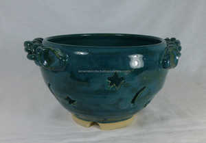 Durable Handmade Metal Colander With <b>Green</b> Finished for Easy Efficient Kitchen Drainage and Food Preparation - Product Image 2