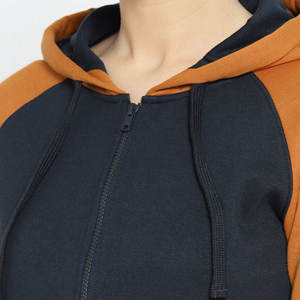 เสื้อฮู้ดผู้หญิงแบบสวมหัวรุ่นใหม่ล่าสุดสำหรับฤดูหนาว มีกระเป๋าขนาดใหญ่  รับสั่งทำไซส์พลัส  เสื้อฮู้ดสตรีทแวร์แบบเรียบๆ - Product Image 4