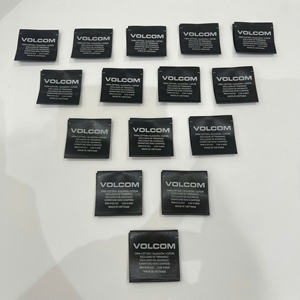 Etiqueta de ropa tejida Premium para ropa de calle | Logotipo personalizado y etiqueta de contenido de tela: diseño duradero para chaquetas, sudaderas con capucha y camisetas - Product Image 4